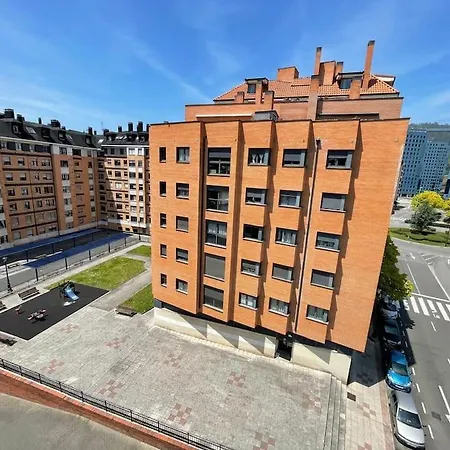 アパート Apto Huca-prados Con Parking *